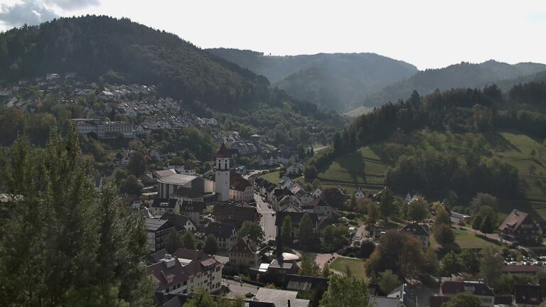 Dieses Bild zeigt eine Webcam-Aufnahme von Ottenhöfen, aufgenommen am Samstag, den 03.10.2026 um 12:10 Uhr