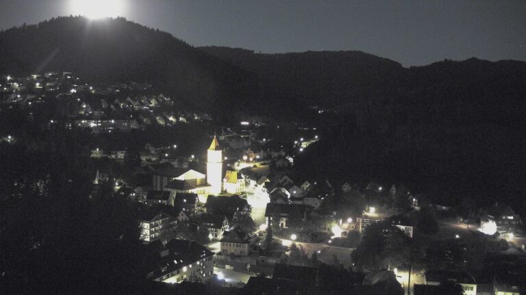 Dieses Bild zeigt eine Webcam-Aufnahme von Ottenhöfen, aufgenommen am Dienstag, den 28.07.2026 um 22:30 Uhr