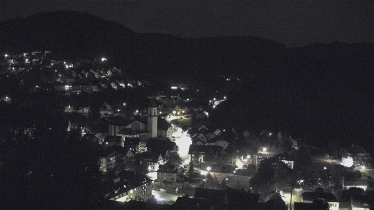 Dieses Bild zeigt eine Webcam-Aufnahme von Ottenhöfen, aufgenommen am Dienstag, den 04.08.2026 um 00:00 Uhr