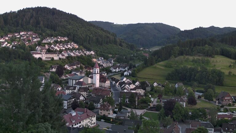 Dieses Bild zeigt eine Webcam-Aufnahme von Ottenhöfen, aufgenommen am Samstag, den 30.05.2026 um 20:50 Uhr