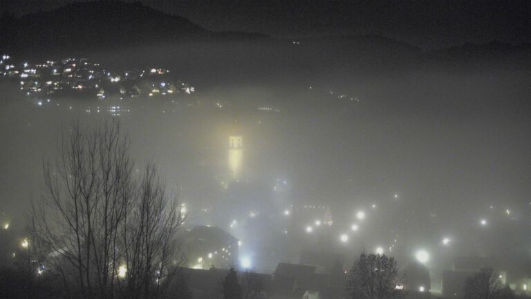 Dieses Bild zeigt eine Webcam-Aufnahme von Ottenhöfen, aufgenommen am Dienstag, den 16.12.2025 um 20:40 Uhr