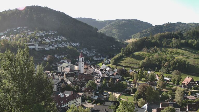 Dieses Bild zeigt eine Webcam-Aufnahme von Ottenhöfen, aufgenommen am Samstag, den 19.09.2026 um 09:30 Uhr