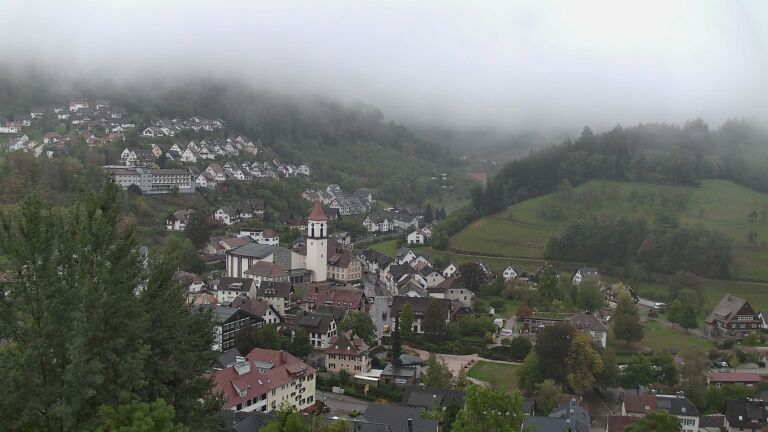 Dieses Bild zeigt eine Webcam-Aufnahme von Ottenhöfen, aufgenommen am Donnerstag, den 08.10.2026 um 11:40 Uhr