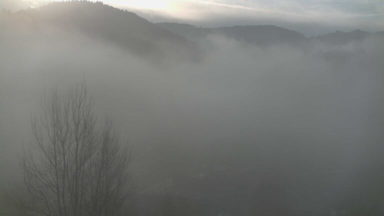 Dieses Bild zeigt eine Webcam-Aufnahme von Ottenhöfen, aufgenommen am Dienstag, den 16.12.2025 um 09:20 Uhr