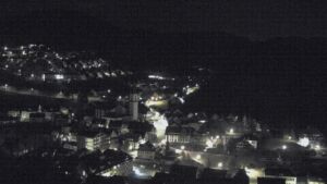 Dieses Bild zeigt eine Webcam-Aufnahme von Ottenhöfen, aufgenommen am Freitag, den 17.04.2026 um 23:30 Uhr