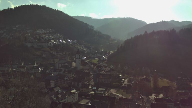 Dieses Bild zeigt eine Webcam-Aufnahme von Ottenhöfen, aufgenommen am Donnerstag, den 25.12.2025 um 12:10 Uhr