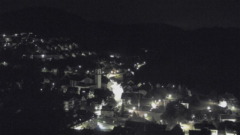 Dieses Bild zeigt eine Webcam-Aufnahme von Ottenhöfen, aufgenommen am Donnerstag, den 11.06.2026 um 00:00 Uhr