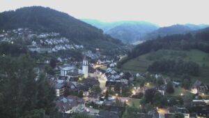 Dieses Bild zeigt eine Webcam-Aufnahme von Ottenhöfen, aufgenommen am Dienstag, den 09.06.2026 um 05:00 Uhr