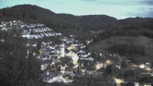 Dieses Bild zeigt eine Webcam-Aufnahme von Ottenhöfen, aufgenommen am Sonntag, den 30.08.2026 um 20:50 Uhr