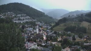 Dieses Bild zeigt eine Webcam-Aufnahme von Ottenhöfen, aufgenommen am Freitag, den 17.07.2026 um 21:30 Uhr