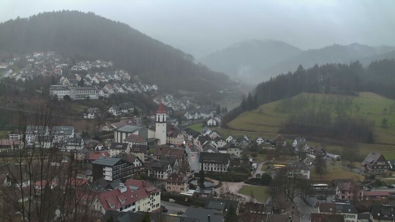 Dieses Bild zeigt eine Webcam-Aufnahme von Ottenhöfen, aufgenommen am Montag, den 26.01.2026 um 16:40 Uhr