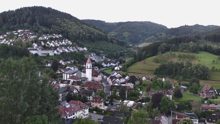 Dieses Bild zeigt eine Webcam-Aufnahme von Ottenhöfen, aufgenommen am Samstag, den 20.06.2026 um 05:50 Uhr