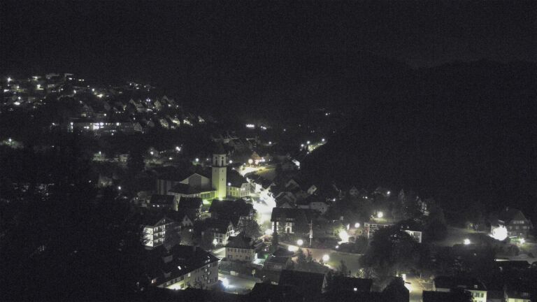 Dieses Bild zeigt eine Webcam-Aufnahme von Ottenhöfen, aufgenommen am Sonntag, den 10.05.2026 um 22:30 Uhr