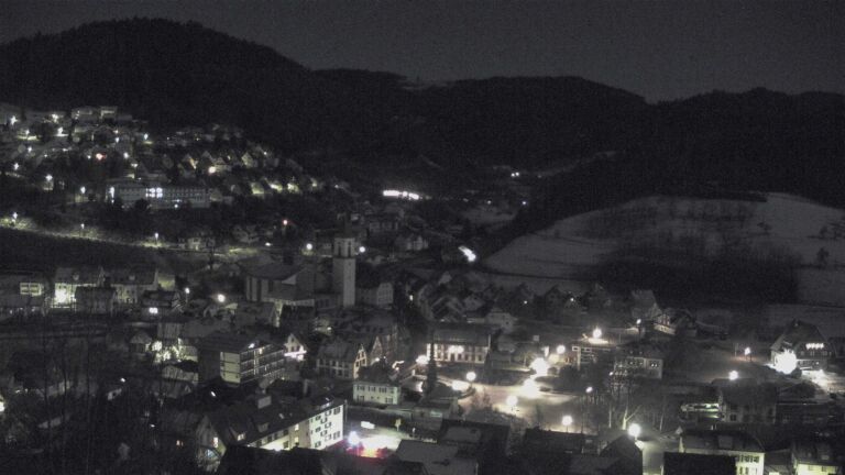 Dieses Bild zeigt eine Webcam-Aufnahme von Ottenhöfen, aufgenommen am Mittwoch, den 31.12.2025 um 01:30 Uhr