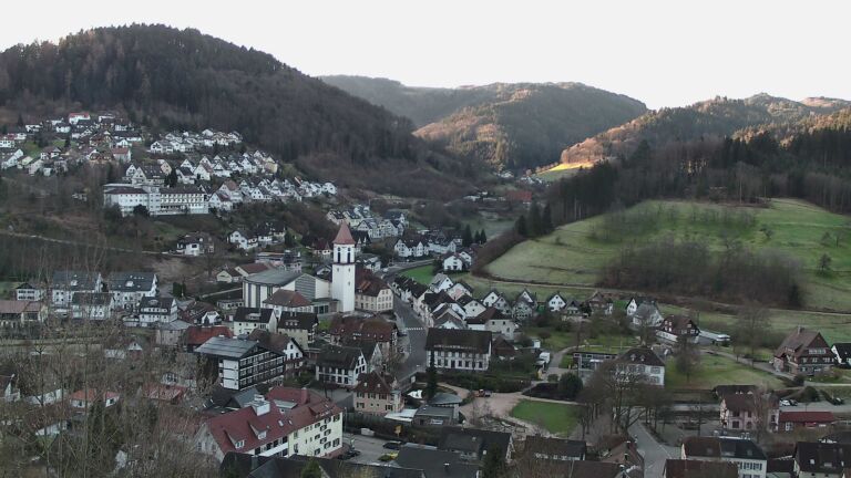 Dieses Bild zeigt eine Webcam-Aufnahme von Ottenhöfen, aufgenommen am Montag, den 02.03.2026 um 08:00 Uhr