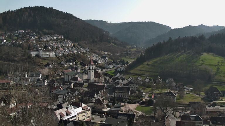 Dieses Bild zeigt eine Webcam-Aufnahme von Ottenhöfen, aufgenommen am Donnerstag, den 05.03.2026 um 14:30 Uhr