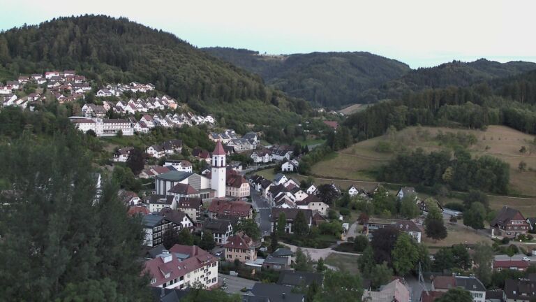 Dieses Bild zeigt eine Webcam-Aufnahme von Ottenhöfen, aufgenommen am Dienstag, den 21.07.2026 um 21:30 Uhr