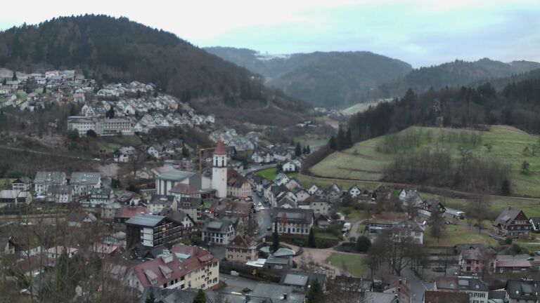 Dieses Bild zeigt eine Webcam-Aufnahme von Ottenhöfen, aufgenommen am Mittwoch, den 24.12.2025 um 15:50 Uhr