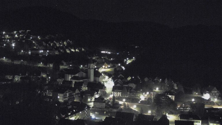 Dieses Bild zeigt eine Webcam-Aufnahme von Ottenhöfen, aufgenommen am Freitag, den 24.04.2026 um 04:00 Uhr
