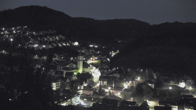 Dieses Bild zeigt eine Webcam-Aufnahme von Ottenhöfen, aufgenommen am Dienstag, den 05.05.2026 um 05:00 Uhr