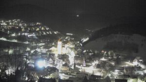 Dieses Bild zeigt eine Webcam-Aufnahme von Ottenhöfen, aufgenommen am Donnerstag, den 08.01.2026 um 18:40 Uhr
