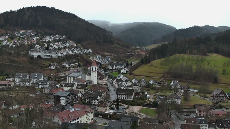 Dieses Bild zeigt eine Webcam-Aufnahme von Ottenhöfen, aufgenommen am Mittwoch, den 18.02.2026 um 15:30 Uhr