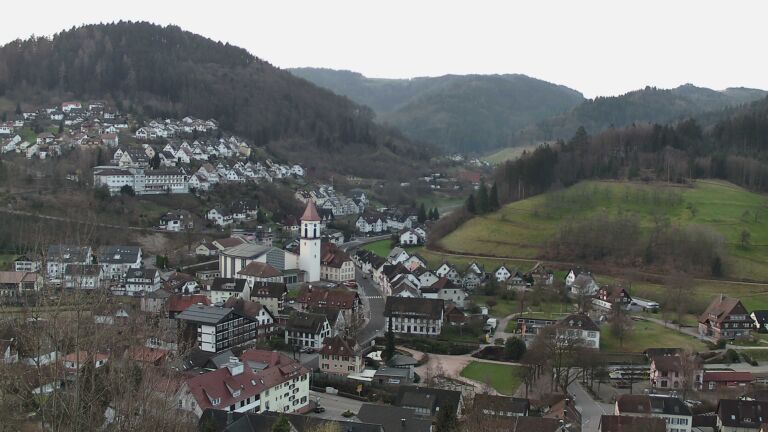 Dieses Bild zeigt eine Webcam-Aufnahme von Ottenhöfen, aufgenommen am Sonntag, den 08.03.2026 um 07:10 Uhr