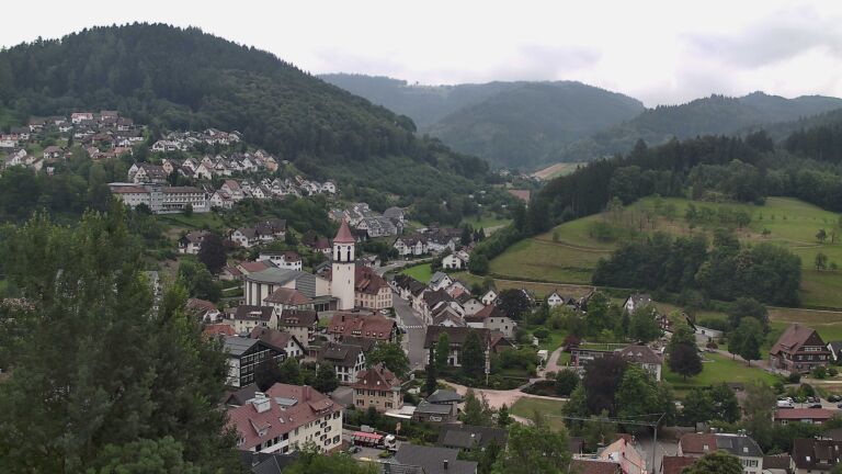 Dieses Bild zeigt eine Webcam-Aufnahme von Ottenhöfen, aufgenommen am Mittwoch, den 01.07.2026 um 10:40 Uhr