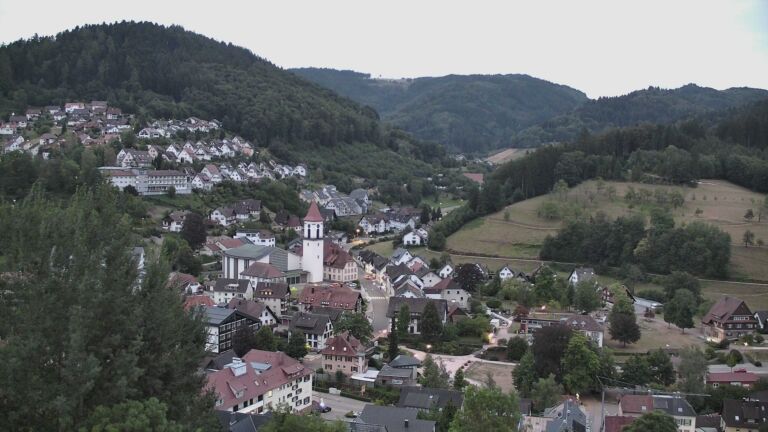 Dieses Bild zeigt eine Webcam-Aufnahme von Ottenhöfen, aufgenommen am Mittwoch, den 05.08.2026 um 05:50 Uhr