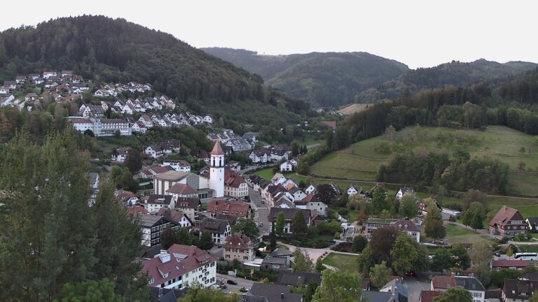 Dieses Bild zeigt eine Webcam-Aufnahme von Ottenhöfen, aufgenommen am Mittwoch, den 16.09.2026 um 07:30 Uhr