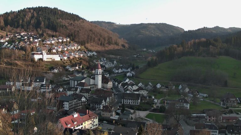 Dieses Bild zeigt eine Webcam-Aufnahme von Ottenhöfen, aufgenommen am Donnerstag, den 19.03.2026 um 17:50 Uhr