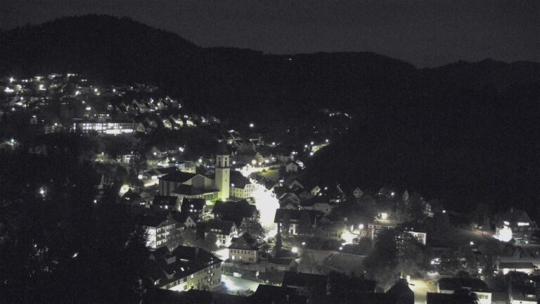 Dieses Bild zeigt eine Webcam-Aufnahme von Ottenhöfen, aufgenommen am Mittwoch, den 14.10.2026 um 19:50 Uhr