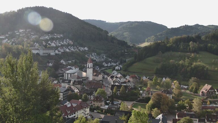 Dieses Bild zeigt eine Webcam-Aufnahme von Ottenhöfen, aufgenommen am Donnerstag, den 15.10.2026 um 09:30 Uhr