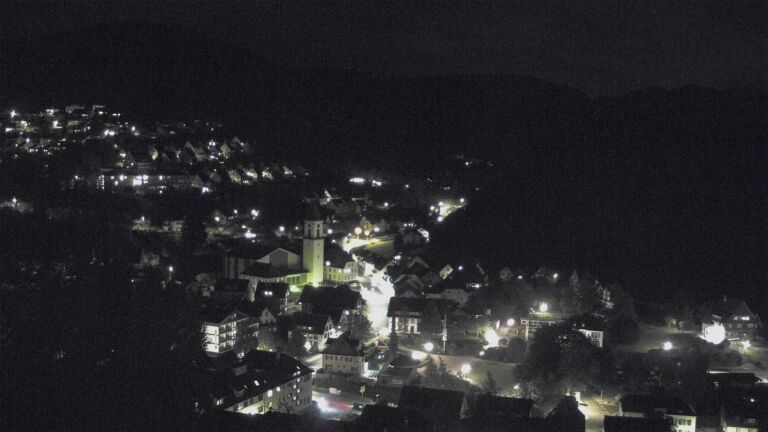 Dieses Bild zeigt eine Webcam-Aufnahme von Ottenhöfen, aufgenommen am Dienstag, den 05.05.2026 um 22:30 Uhr