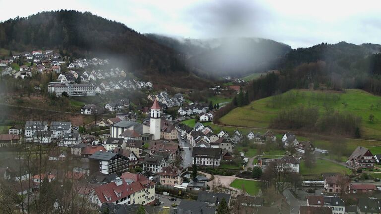 Dieses Bild zeigt eine Webcam-Aufnahme von Ottenhöfen, aufgenommen am Mittwoch, den 25.03.2026 um 15:10 Uhr