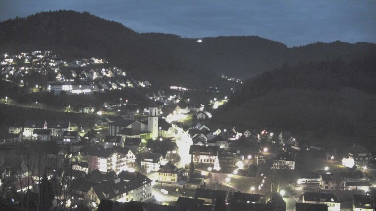 Dieses Bild zeigt eine Webcam-Aufnahme von Ottenhöfen, aufgenommen am Samstag, den 20.12.2025 um 17:20 Uhr