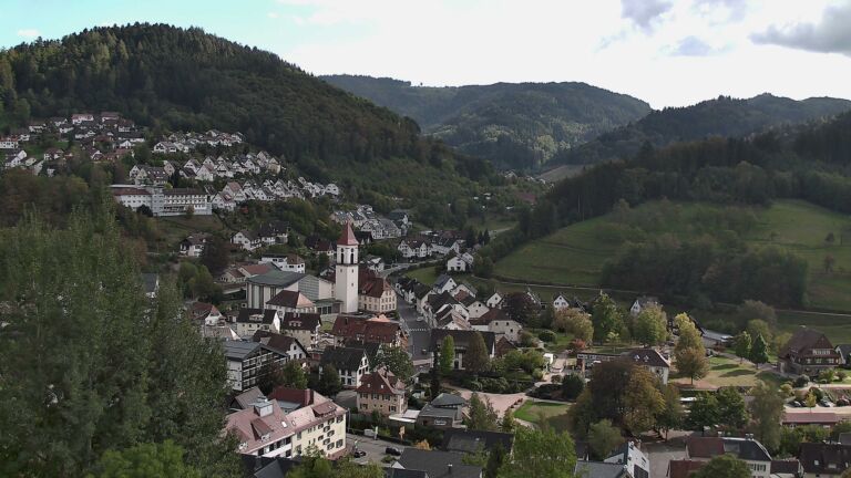 Dieses Bild zeigt eine Webcam-Aufnahme von Ottenhöfen, aufgenommen am Freitag, den 02.10.2026 um 15:30 Uhr
