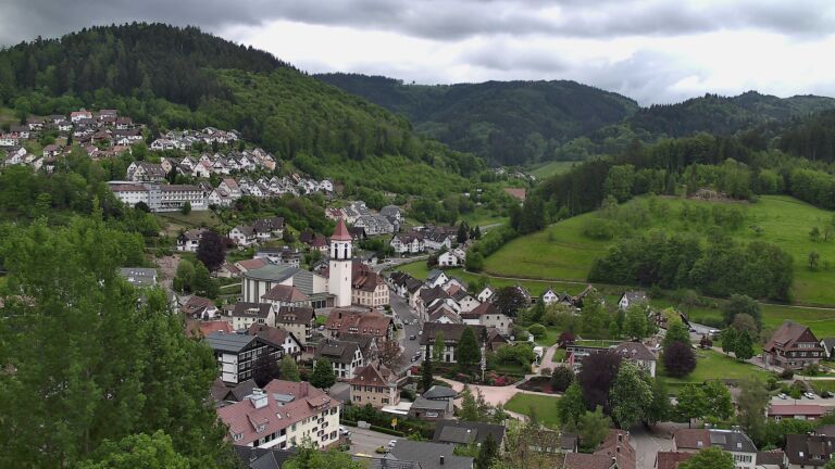 Dieses Bild zeigt eine Webcam-Aufnahme von Ottenhöfen, aufgenommen am Mittwoch, den 06.05.2026 um 12:40 Uhr