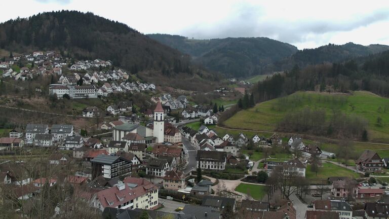 Dieses Bild zeigt eine Webcam-Aufnahme von Ottenhöfen, aufgenommen am Sonntag, den 15.03.2026 um 15:20 Uhr