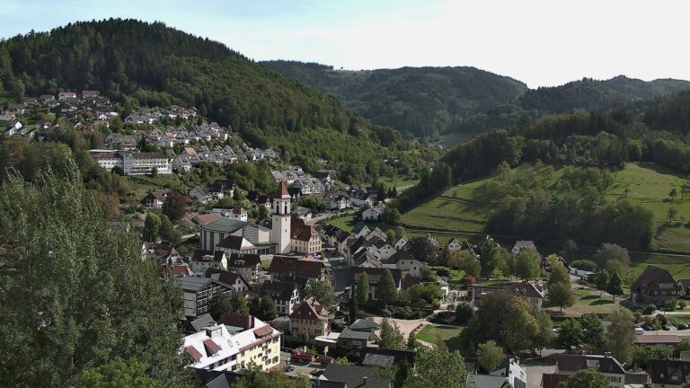 Dieses Bild zeigt eine Webcam-Aufnahme von Ottenhöfen, aufgenommen am Montag, den 21.09.2026 um 15:20 Uhr