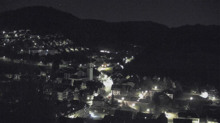 Dieses Bild zeigt eine Webcam-Aufnahme von Ottenhöfen, aufgenommen am Sonntag, den 26.04.2026 um 01:30 Uhr