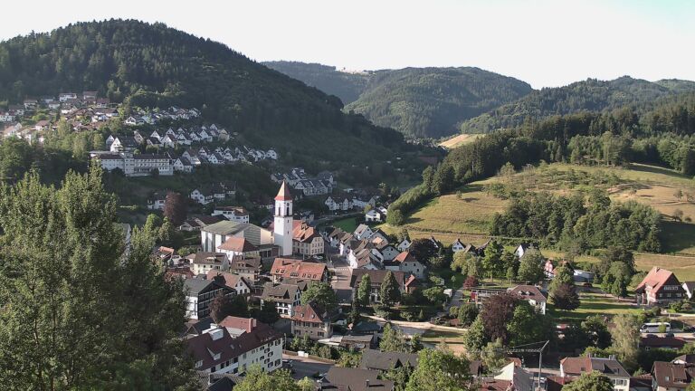 Dieses Bild zeigt eine Webcam-Aufnahme von Ottenhöfen, aufgenommen am Donnerstag, den 09.07.2026 um 07:40 Uhr