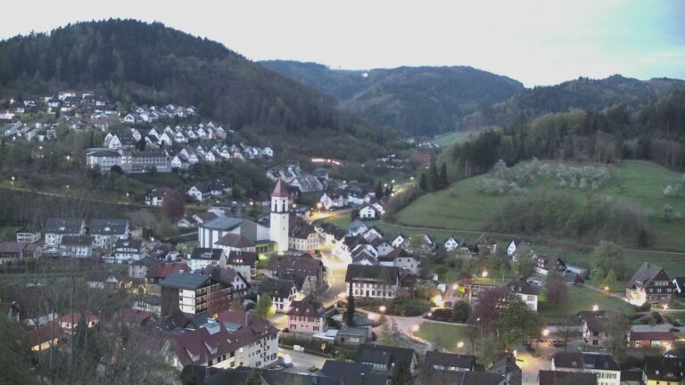Dieses Bild zeigt eine Webcam-Aufnahme von Ottenhöfen, aufgenommen am Donnerstag, den 16.04.2026 um 06:00 Uhr