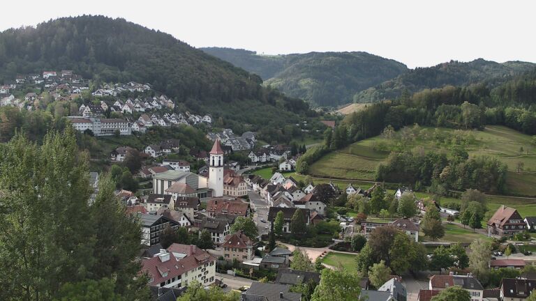 Dieses Bild zeigt eine Webcam-Aufnahme von Ottenhöfen, aufgenommen am Montag, den 14.09.2026 um 09:10 Uhr