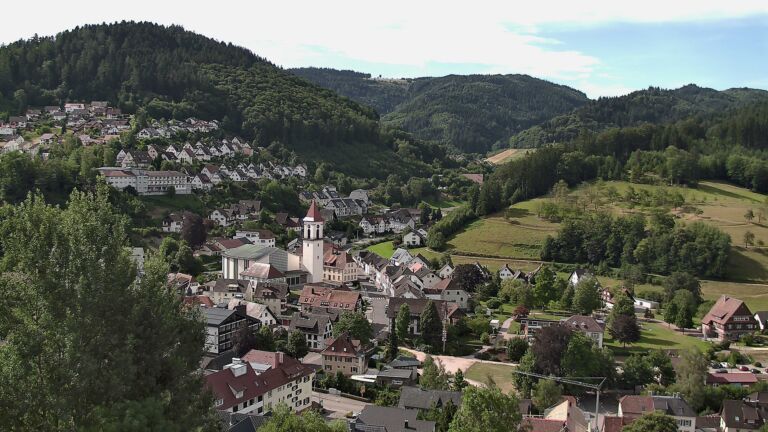 Dieses Bild zeigt eine Webcam-Aufnahme von Ottenhöfen, aufgenommen am Dienstag, den 07.07.2026 um 09:40 Uhr