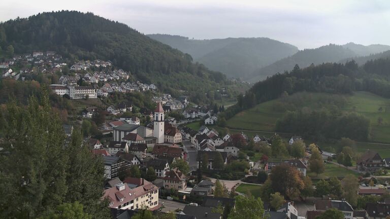 Dieses Bild zeigt eine Webcam-Aufnahme von Ottenhöfen, aufgenommen am Dienstag, den 20.10.2026 um 16:00 Uhr