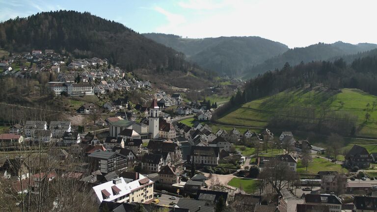 Dieses Bild zeigt eine Webcam-Aufnahme von Ottenhöfen, aufgenommen am Donnerstag, den 19.03.2026 um 14:20 Uhr