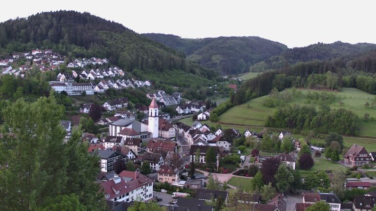 Dieses Bild zeigt eine Webcam-Aufnahme von Ottenhöfen, aufgenommen am Mittwoch, den 06.05.2026 um 06:20 Uhr