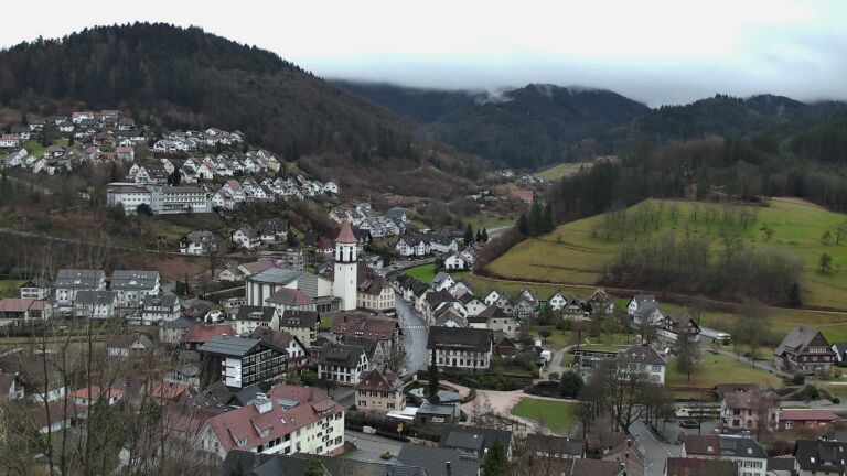 Dieses Bild zeigt eine Webcam-Aufnahme von Ottenhöfen, aufgenommen am Samstag, den 21.02.2026 um 17:10 Uhr