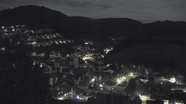Dieses Bild zeigt eine Webcam-Aufnahme von Ottenhöfen, aufgenommen am Montag, den 28.09.2026 um 03:30 Uhr